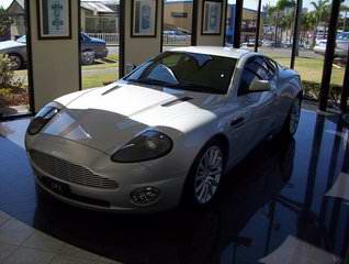 2005 Aston Martin V12 Vanquish