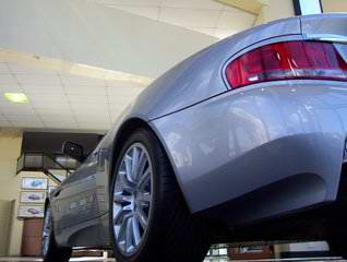 2005 Aston Martin V12 Vanquish