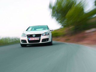 2004 Volkswagen Golf GTI