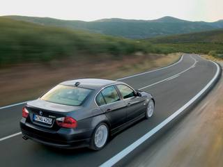 2005 BMW 330i